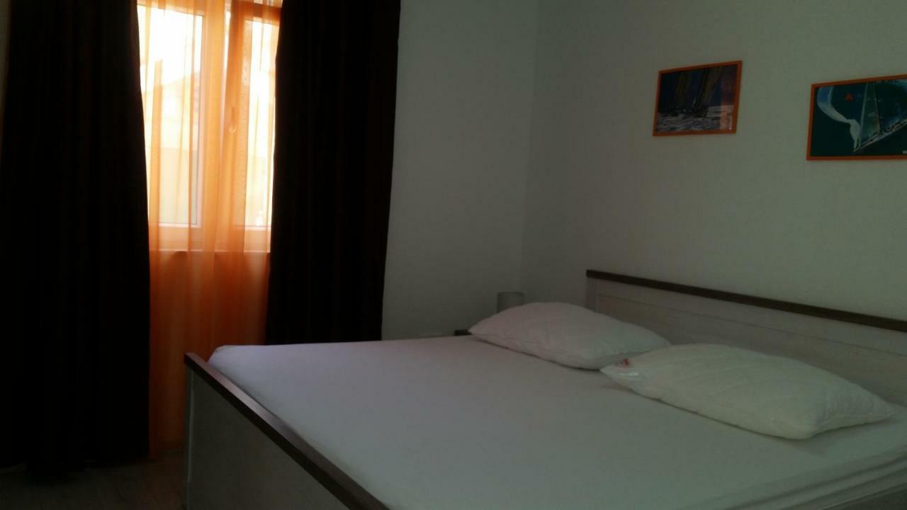 Apartments Anaivana Trogir Exterior photo